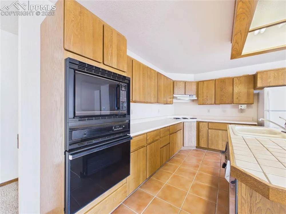 1380 S Winterhaven Drive Pueblo West, CO 81007