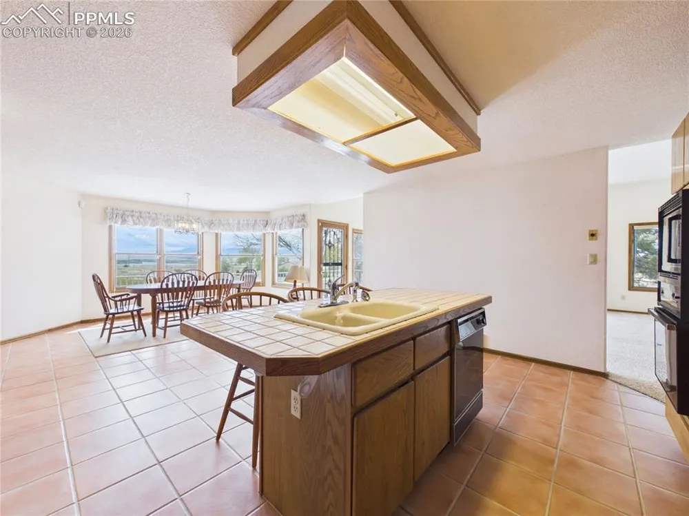 1380 S Winterhaven Drive Pueblo West, CO 81007
