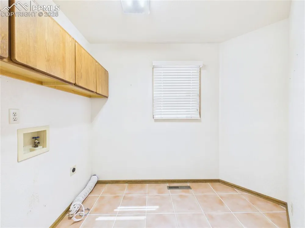 1380 S Winterhaven Drive Pueblo West, CO 81007