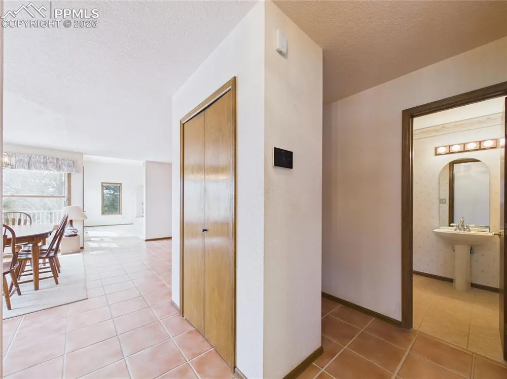 1380 S Winterhaven Drive Pueblo West, CO 81007