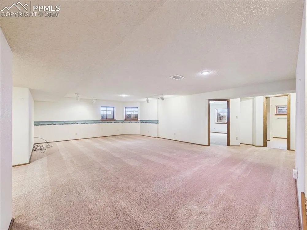 1380 S Winterhaven Drive Pueblo West, CO 81007