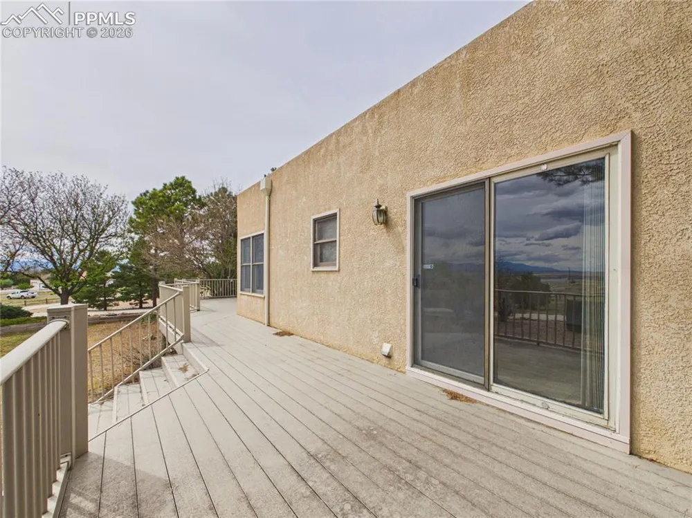 1380 S Winterhaven Drive Pueblo West, CO 81007