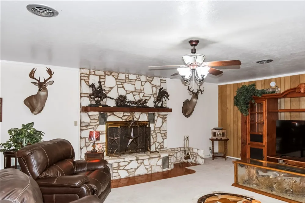 155 Harbor Mathis, TX 78368