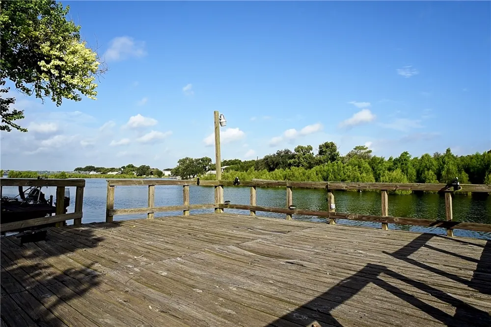 155 Harbor Mathis, TX 78368