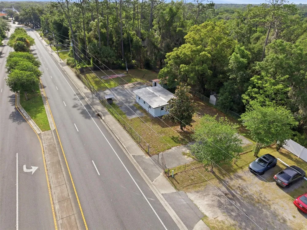 320 HIGHWAY 466 Lady Lake, FL 32159