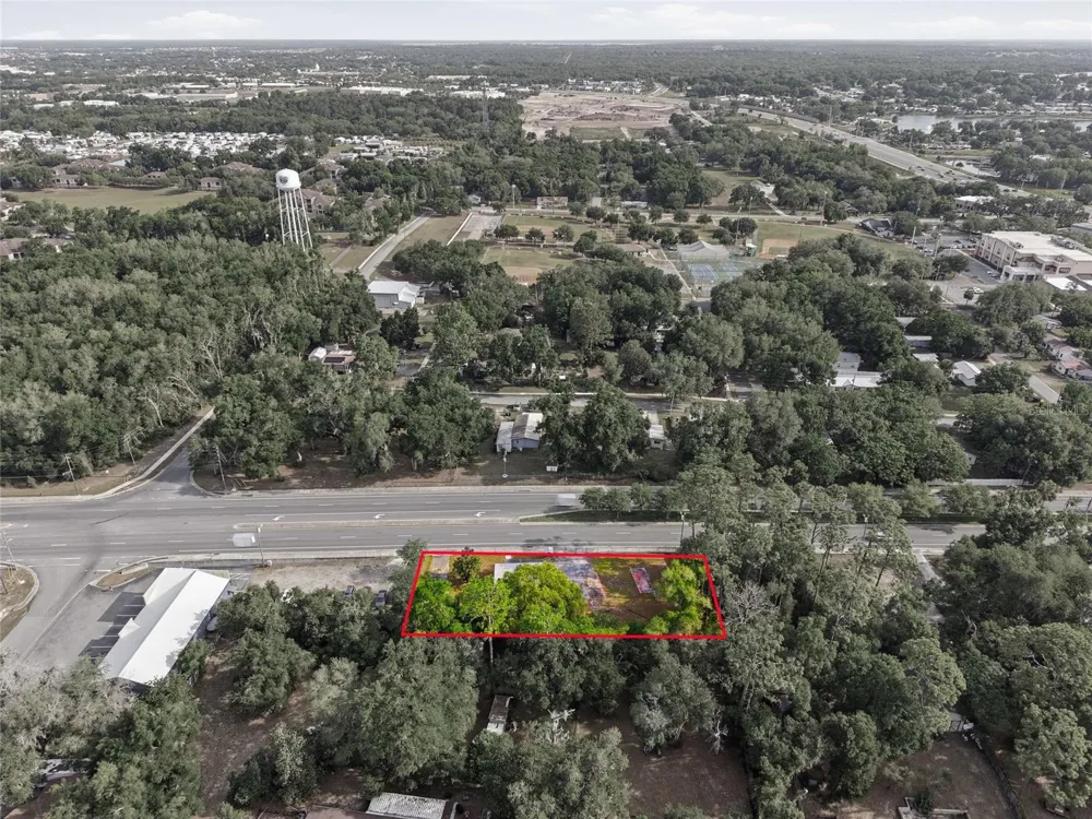320 HIGHWAY 466 Lady Lake, FL 32159