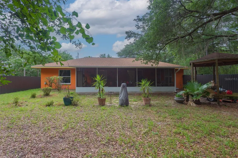 10 SEQUOIA DRIVE TRACE Ocklawaha, FL 32179