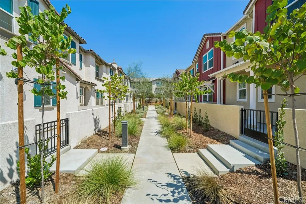 4271 E Carmel Privado Street Ontario, CA 91761