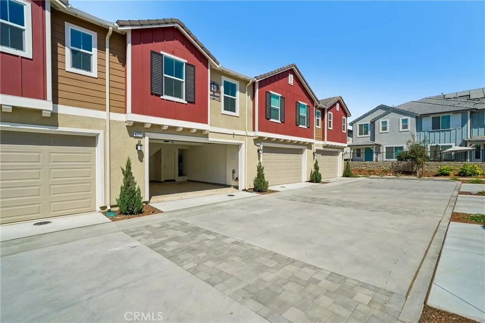 4271 E Carmel Privado Street Ontario, CA 91761