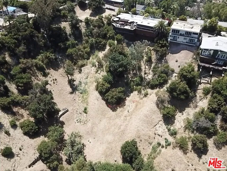 4601 Ensenada Drive Woodland Hills, CA 91364