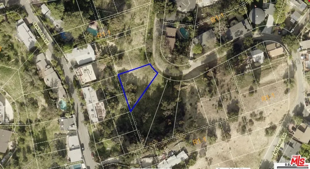 4601 Ensenada Drive Woodland Hills, CA 91364