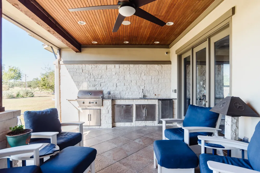 448 Seawind Lakeway, TX 78734