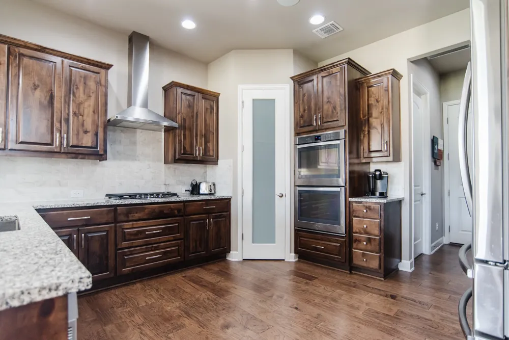 448 Seawind Lakeway, TX 78734