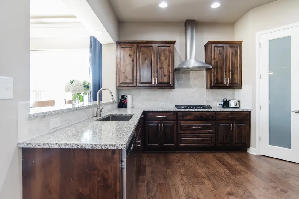 448 Seawind Lakeway, TX 78734