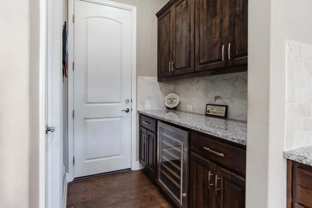 448 Seawind Lakeway, TX 78734