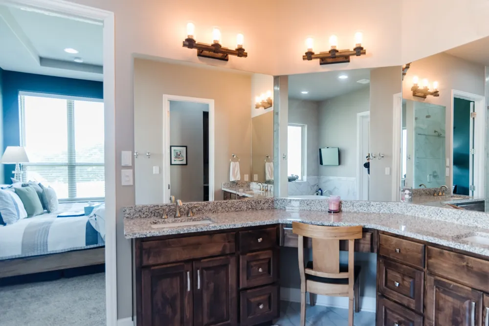 448 Seawind Lakeway, TX 78734