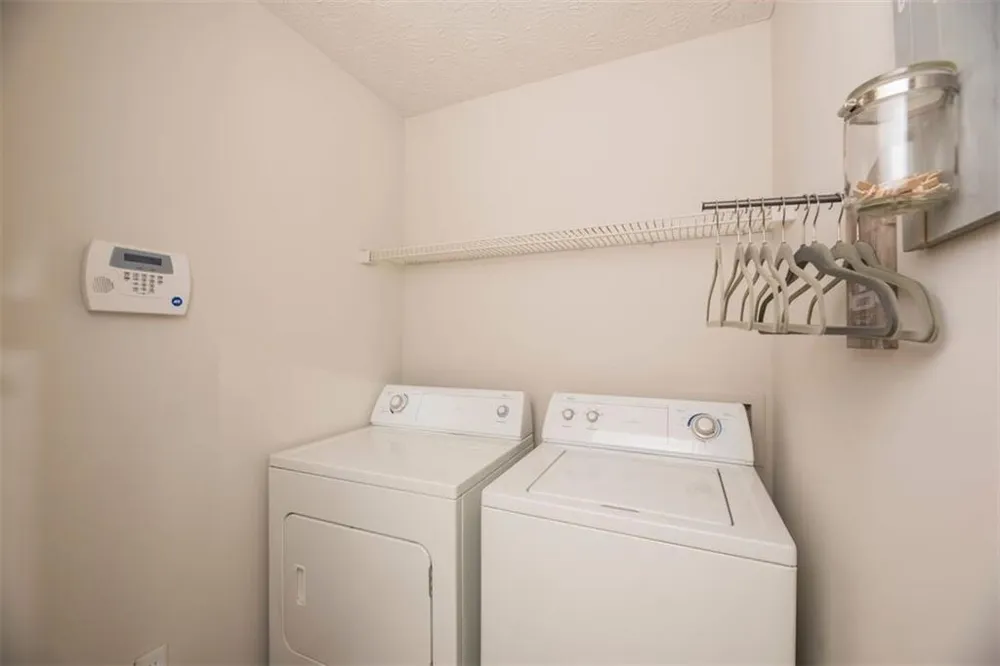 1000 Lake Ridge Parkways #1613 Riverdale, GA 30296