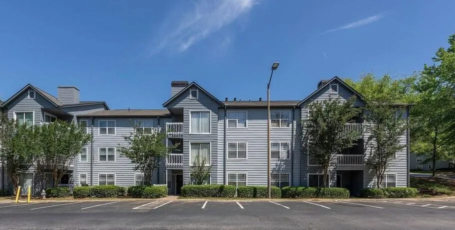 1000 Lake Ridge Parkways #1613 Riverdale, GA 30296