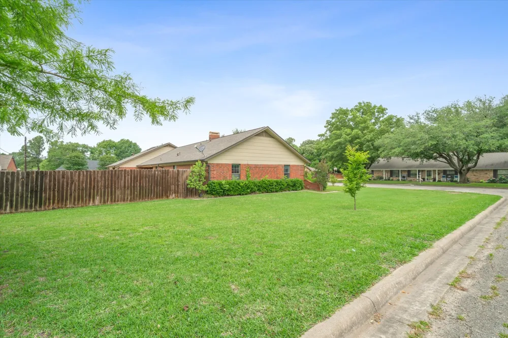 163 Granada Square Canton, TX 75103
