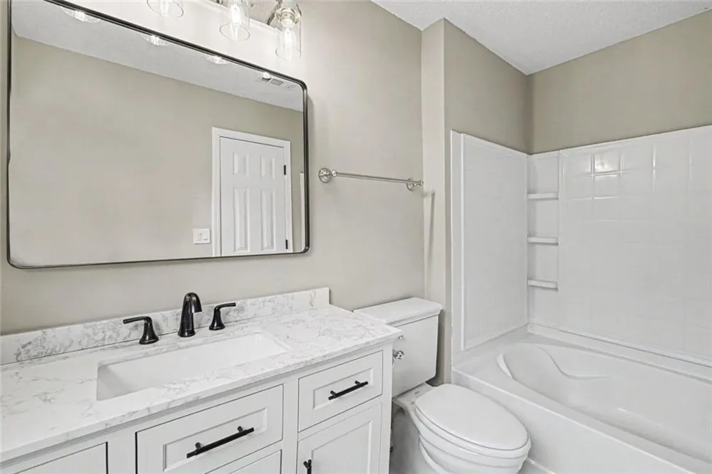 402 Heritage Park Trace NW #21 Kennesaw, GA 30144