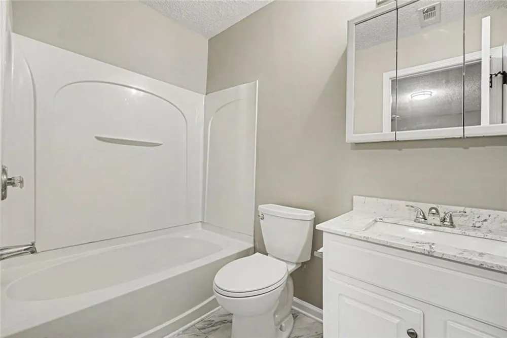 402 Heritage Park Trace NW #21 Kennesaw, GA 30144