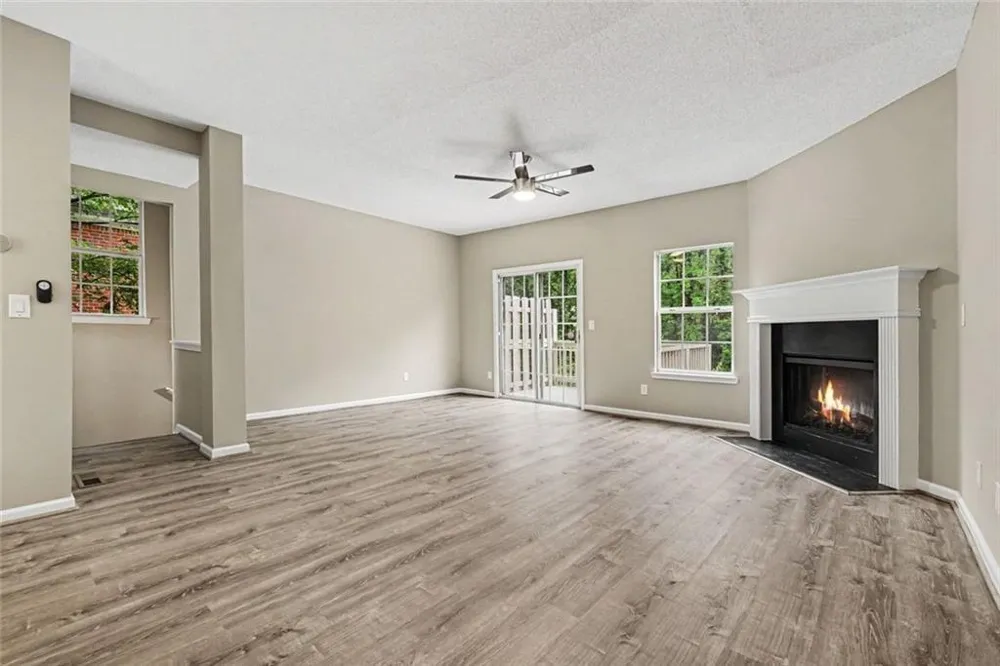 402 Heritage Park Trace NW #21 Kennesaw, GA 30144