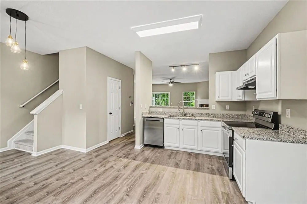 402 Heritage Park Trace NW #21 Kennesaw, GA 30144