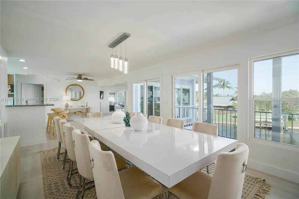 474 Peninsula Dr Fort Pierce, FL 34946