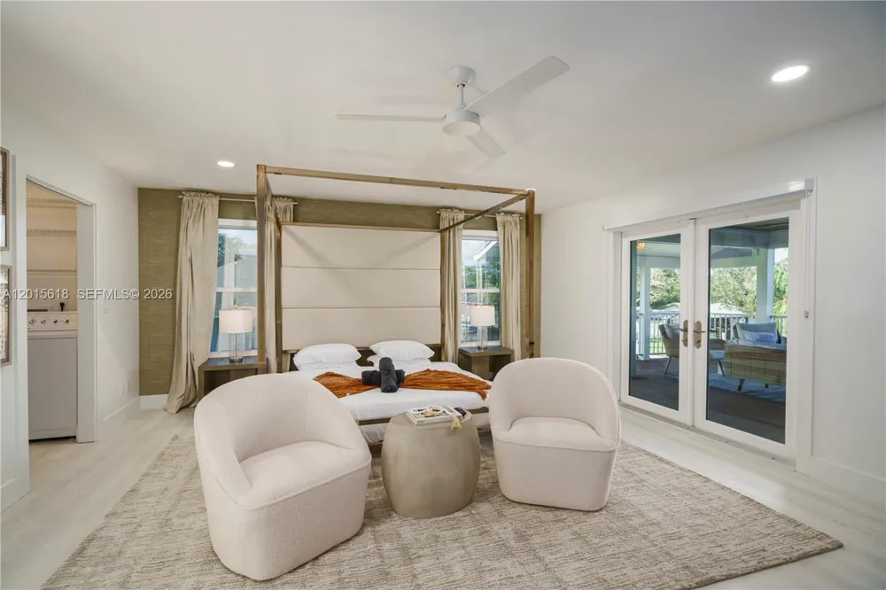 474 Peninsula Dr Fort Pierce, FL 34946