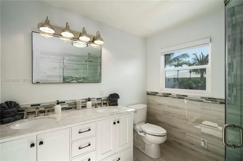 474 Peninsula Dr Fort Pierce, FL 34946
