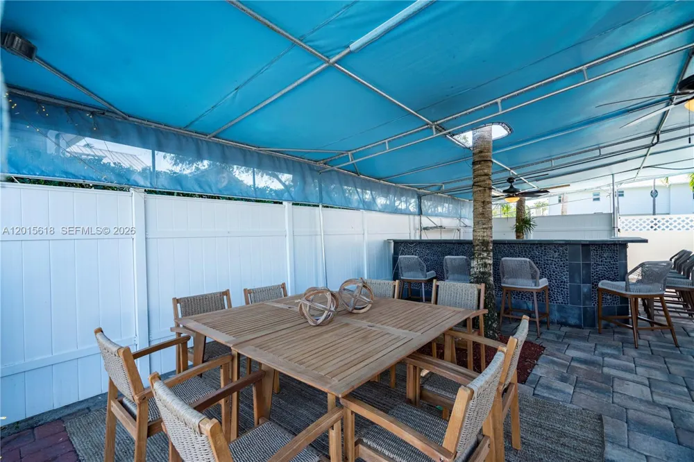 474 Peninsula Dr Fort Pierce, FL 34946