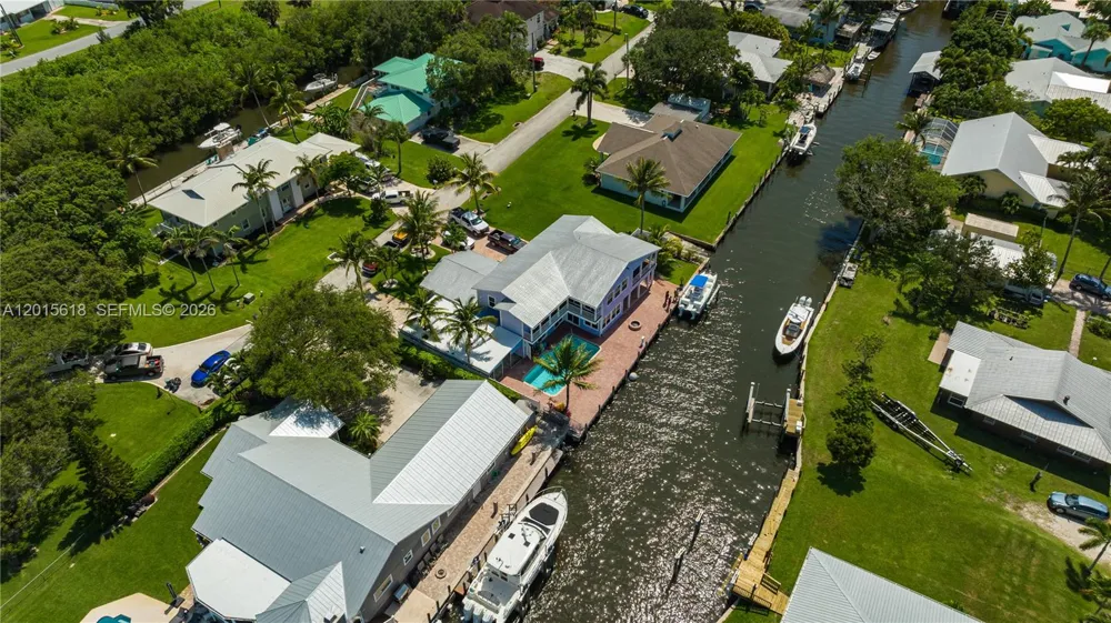 474 Peninsula Dr Fort Pierce, FL 34946