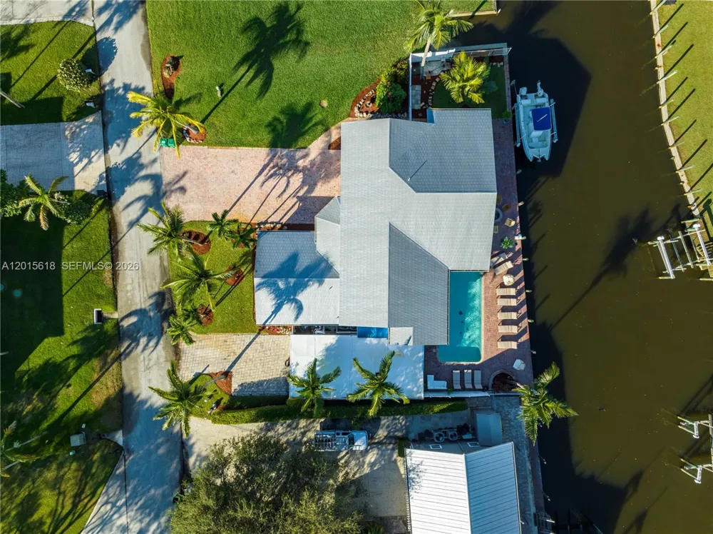474 Peninsula Dr Fort Pierce, FL 34946