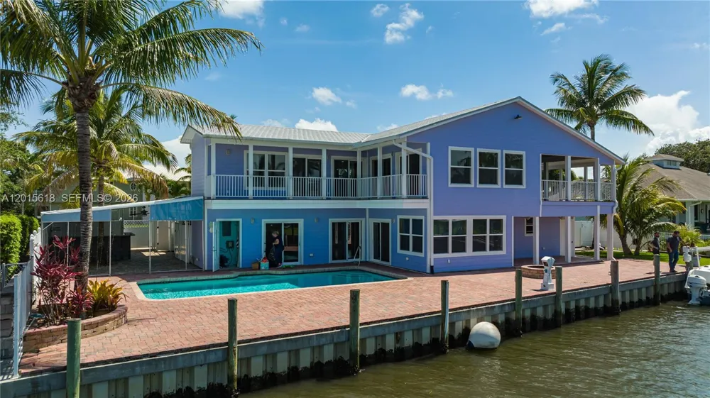 474 Peninsula Dr Fort Pierce, FL 34946