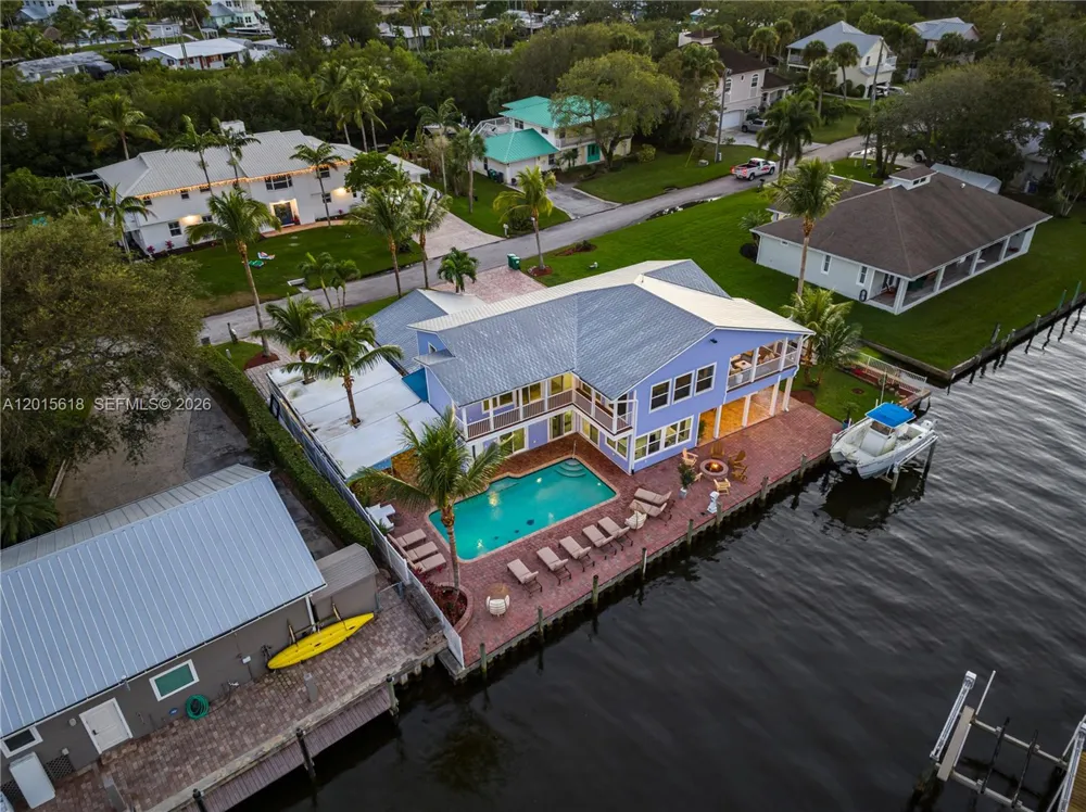 474 Peninsula Dr Fort Pierce, FL 34946