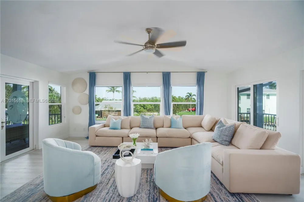 474 Peninsula Dr Fort Pierce, FL 34946