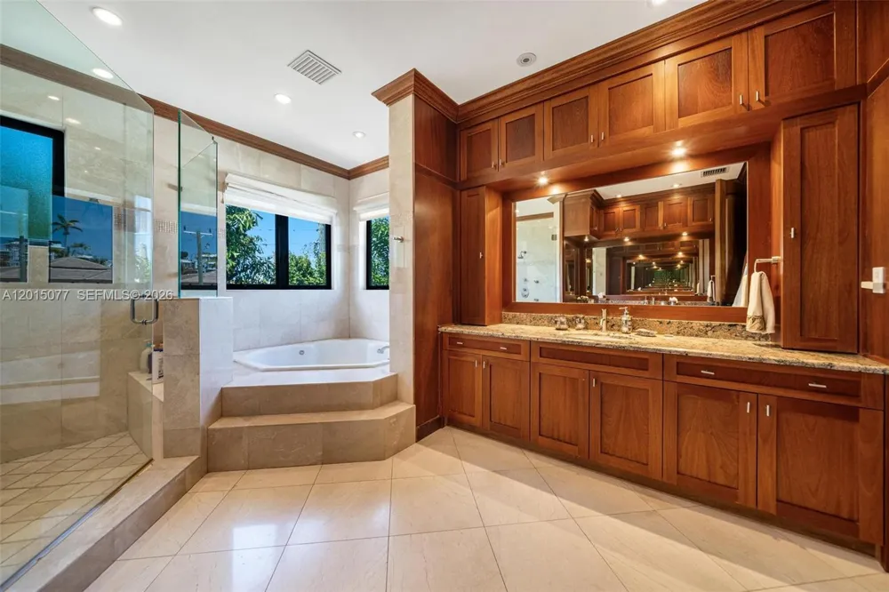 1251 99th St Bay Harbor Islands, FL 33154