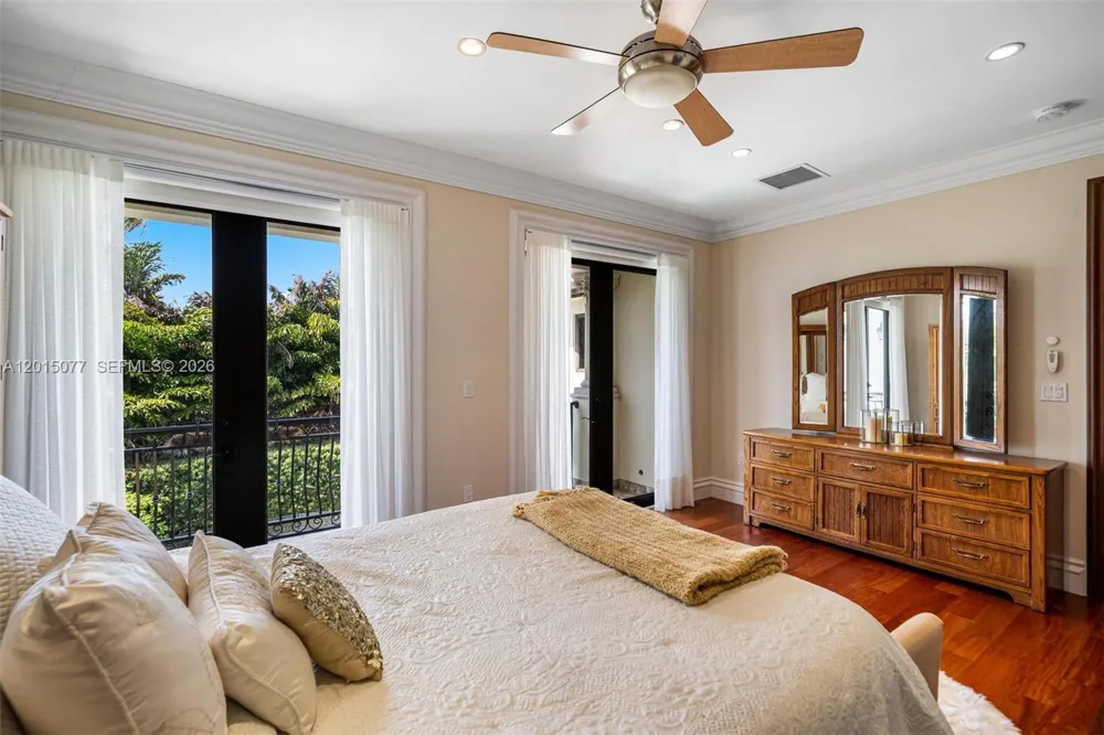1251 99th St Bay Harbor Islands, FL 33154