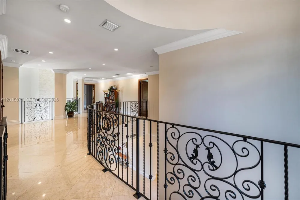 1251 99th St Bay Harbor Islands, FL 33154