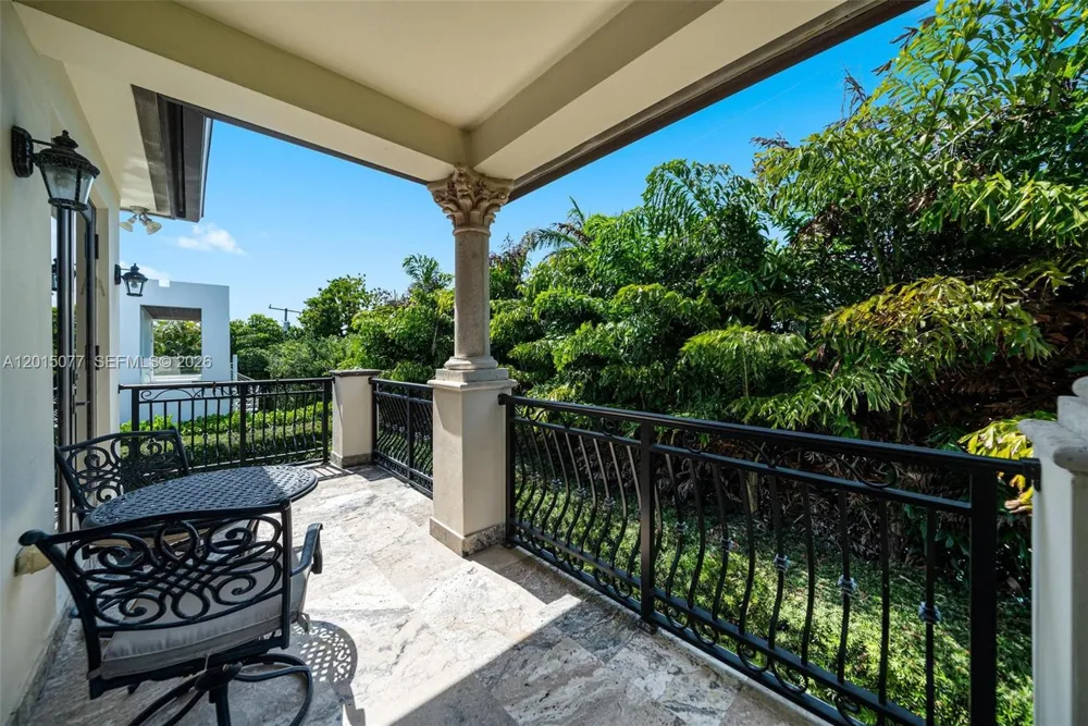 1251 99th St Bay Harbor Islands, FL 33154