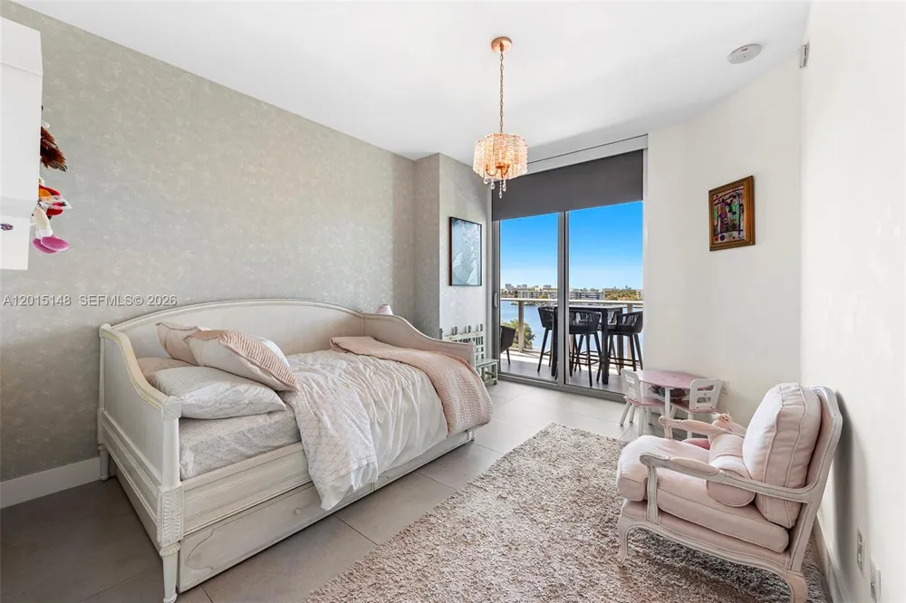 17111 Biscayne Blvd #606 North Miami Beach, FL 33160