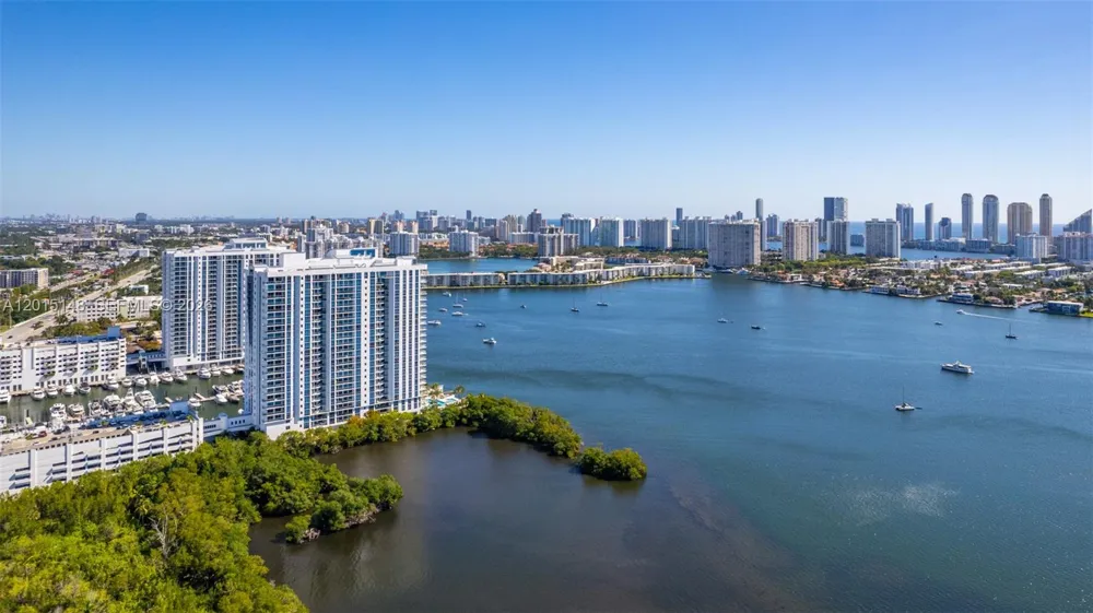 17111 Biscayne Blvd #606 North Miami Beach, FL 33160