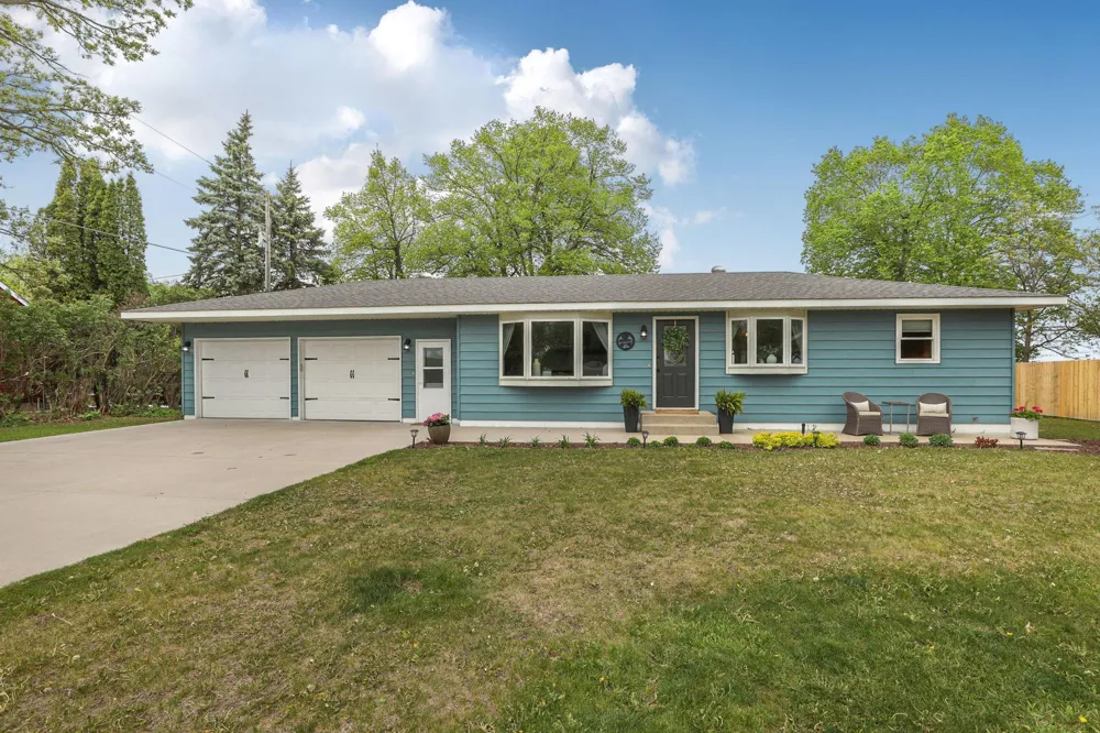16758 County Road 49 Cold Spring, MN 56320