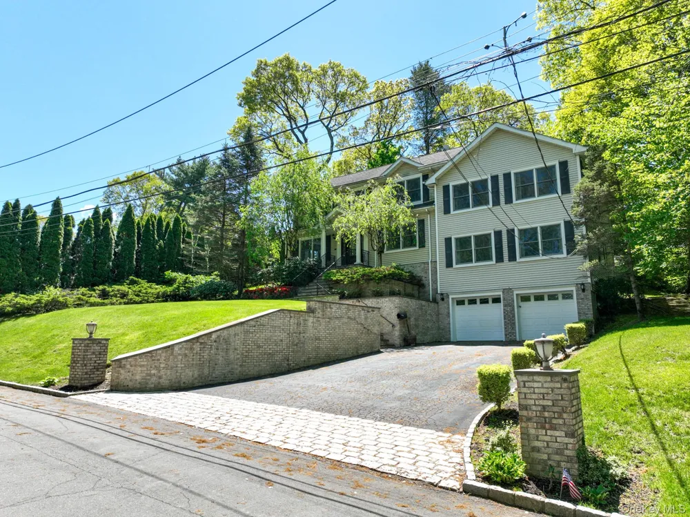 34 Glenwood Road Harrison, NY 10528