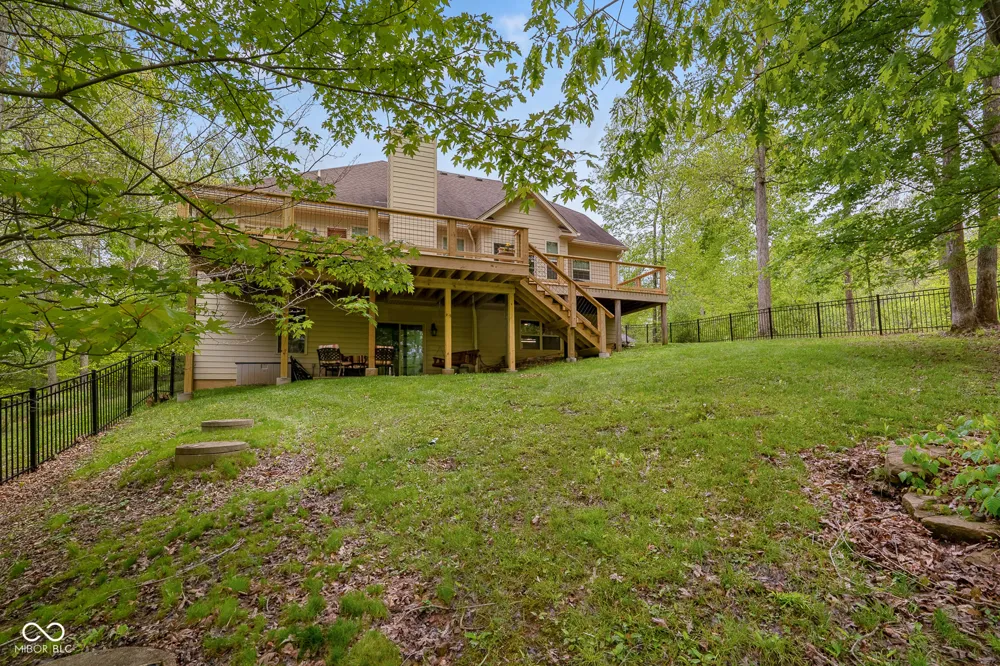 151 Hilltop Lane Nashville, IN 47448