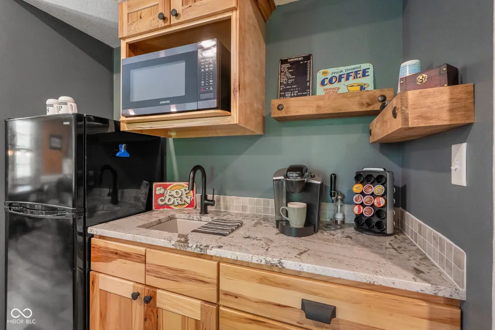 151 Hilltop Lane Nashville, IN 47448