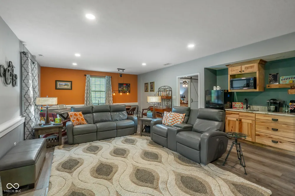151 Hilltop Lane Nashville, IN 47448