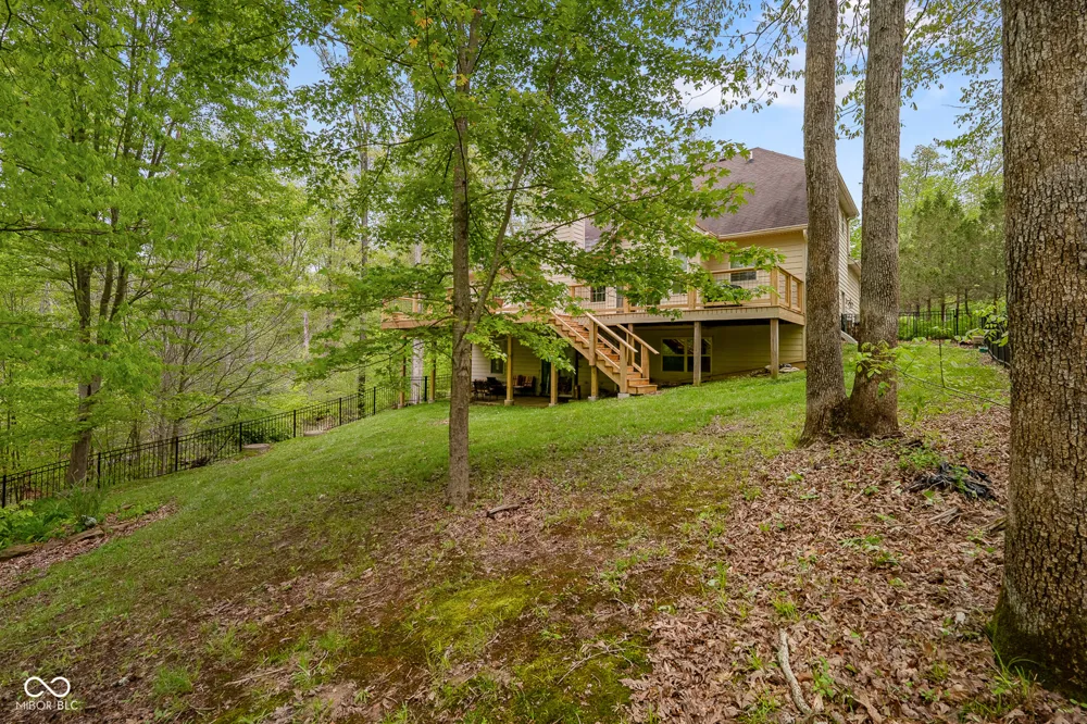 151 Hilltop Lane Nashville, IN 47448