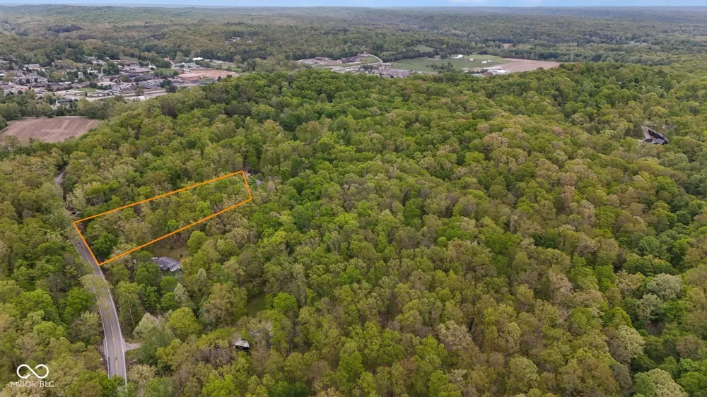 151 Hilltop Lane Nashville, IN 47448