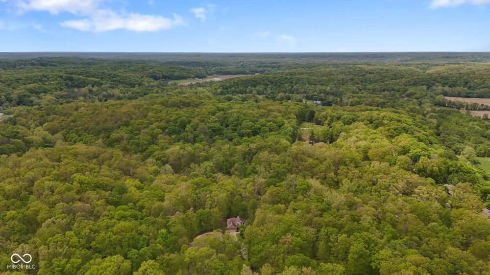 151 Hilltop Lane Nashville, IN 47448